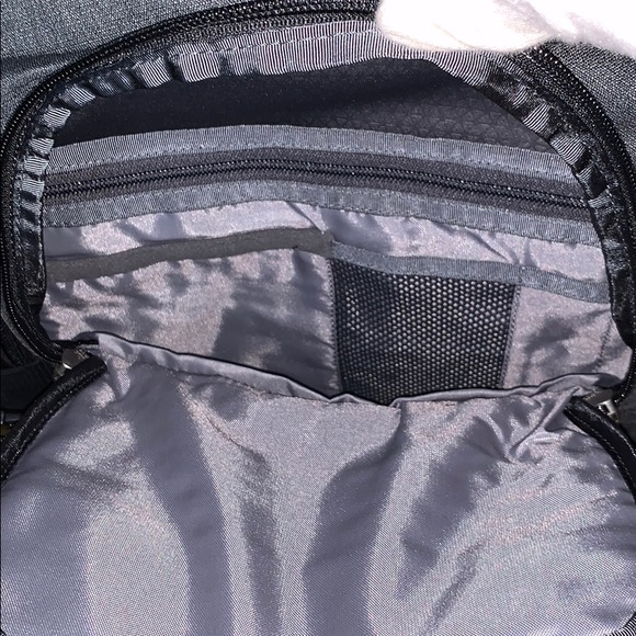 NWT The North Face Recon Backpack - Grey/Purple - Picture 12 of 16